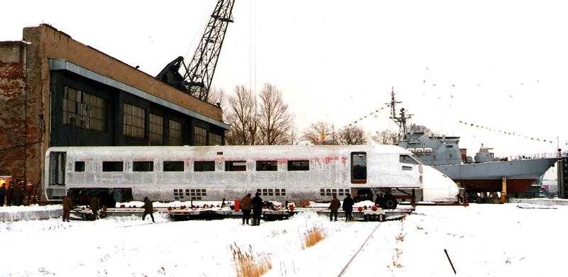 Кузов головного вагона электропоезда Сокол, изготовленный на Судостроительной фирме Алмаз. 1998 г.